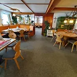 Zum Hirschen 3* Furtwangen