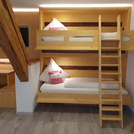 Gæstehus Zum Hirschen 3*