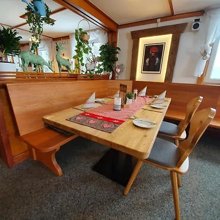 Zum Hirschen 3* Furtwangen